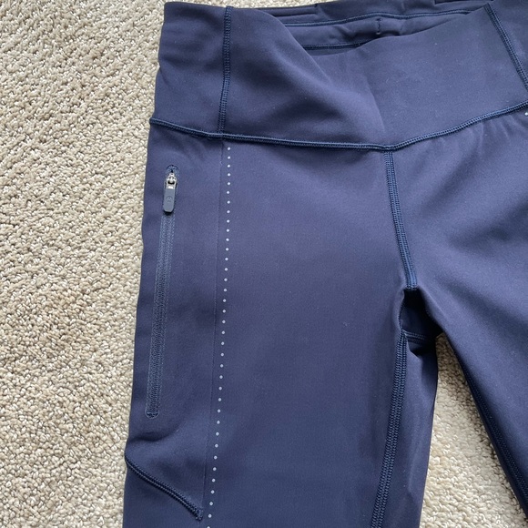 Lululemon leggings - navy color, size 4 - Picture 3 of 6